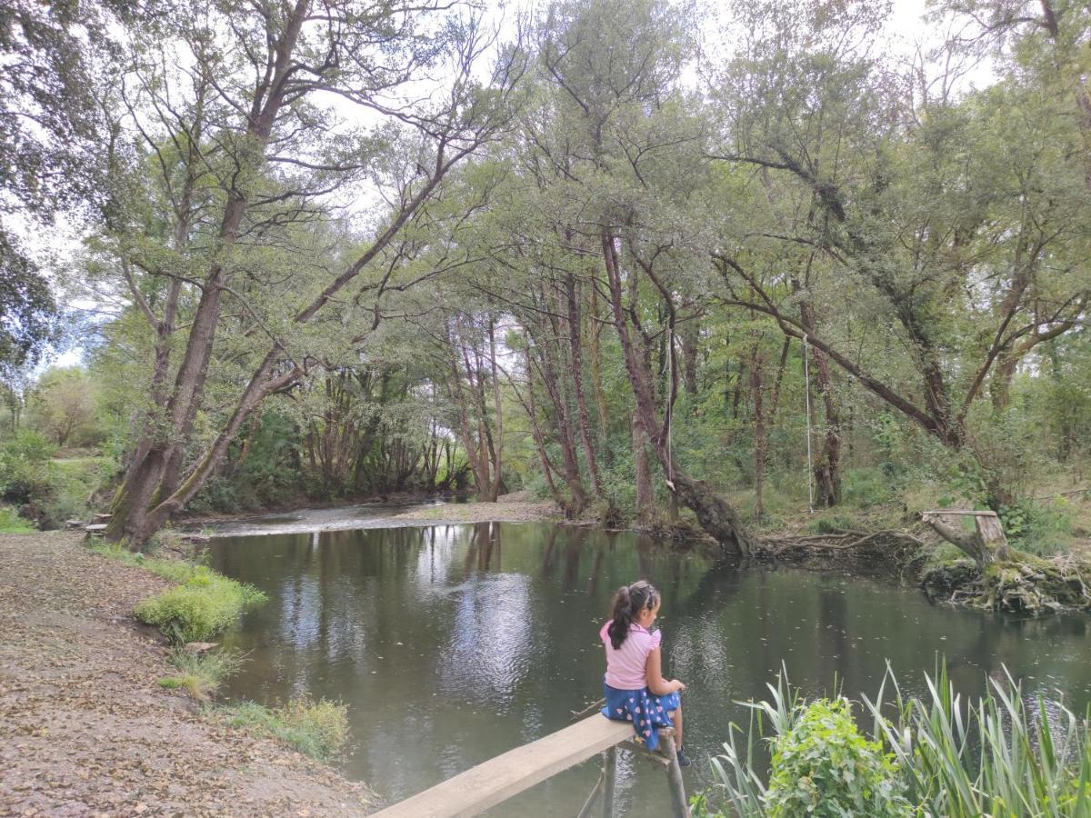 Casita Junto Al Rio En Un Entorno Natural Monforte De Lemos Ngoại thất bức ảnh